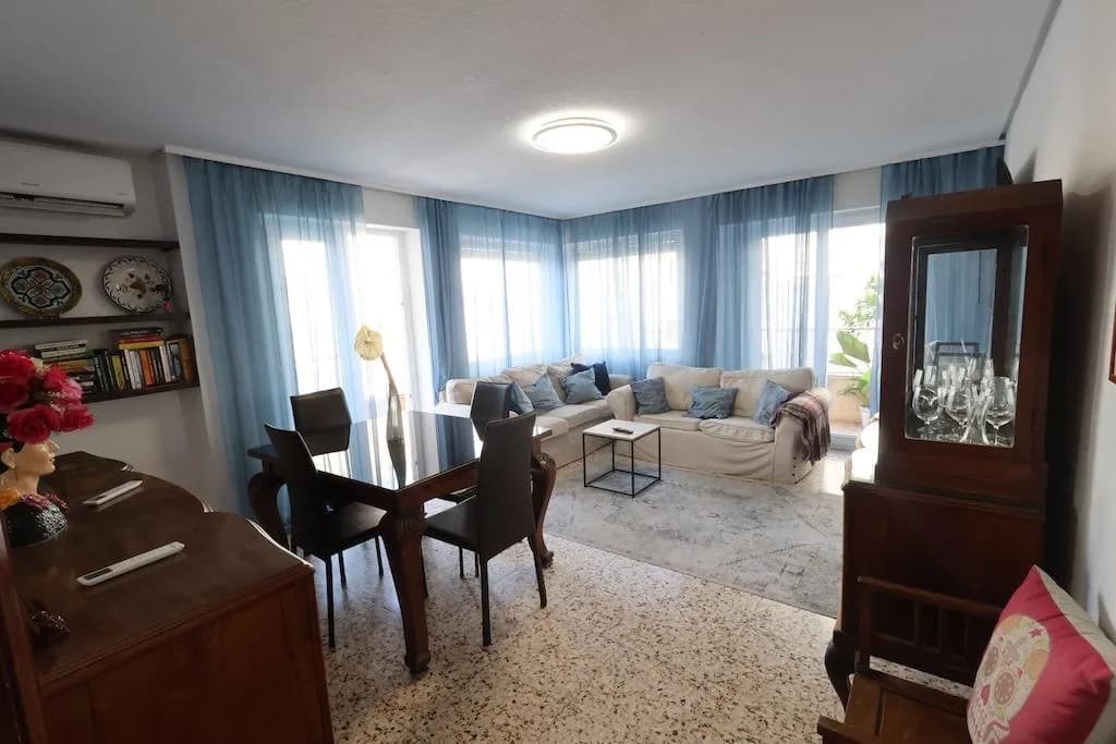3 Bedroom Apartment for Sale in Torrevieja, Alicante - Image 8