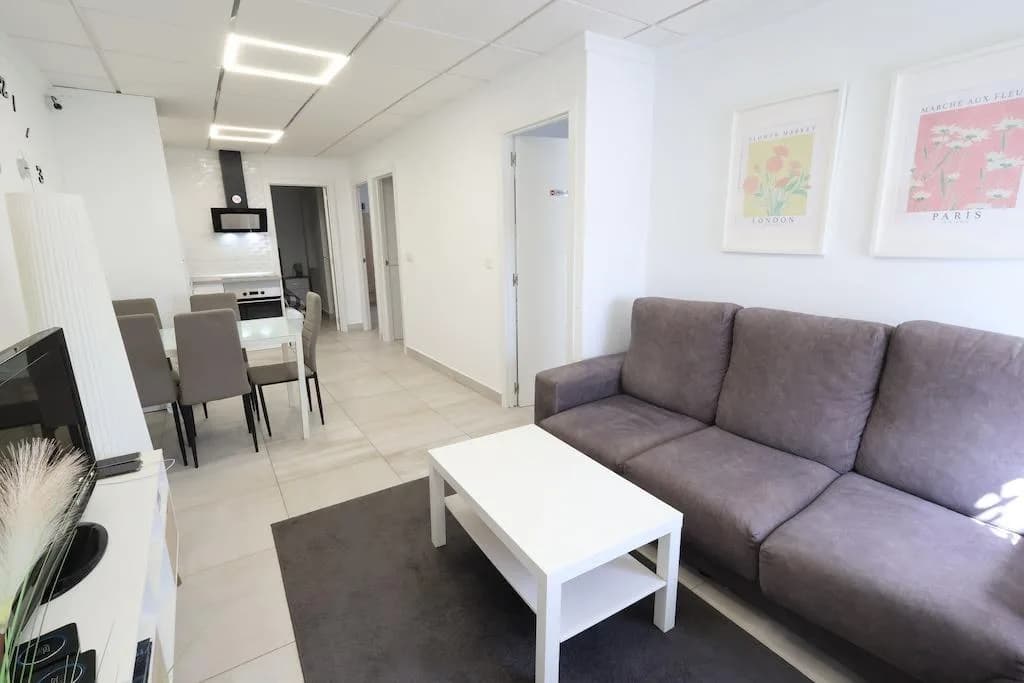 3 Bedroom Bungalow for Sale in Torrevieja, Alicante - Image 5
