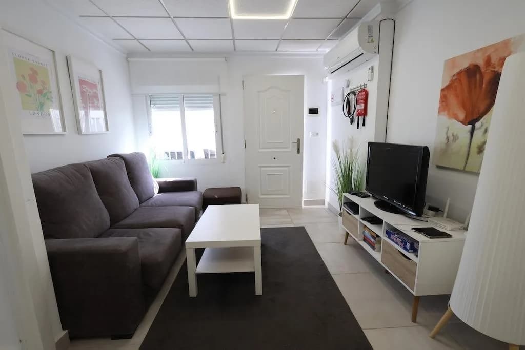 3 Bedroom Bungalow for Sale in Torrevieja, Alicante - Image 8