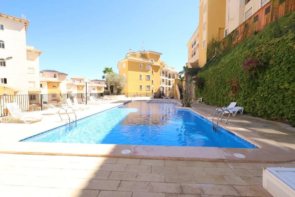 2 Bedroom Apartment for Sale in Orihuela Costa, Alicante - Image 2