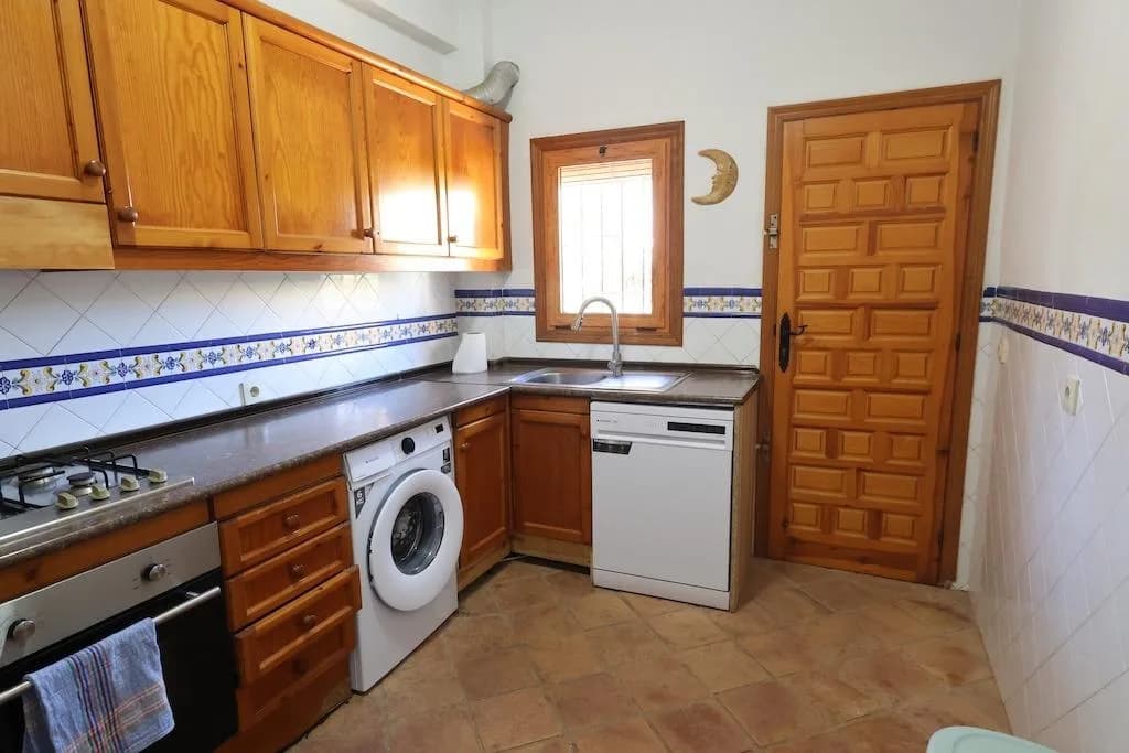 4 Bedroom Villa for Sale in Orihuela Costa, Alicante - Image 4
