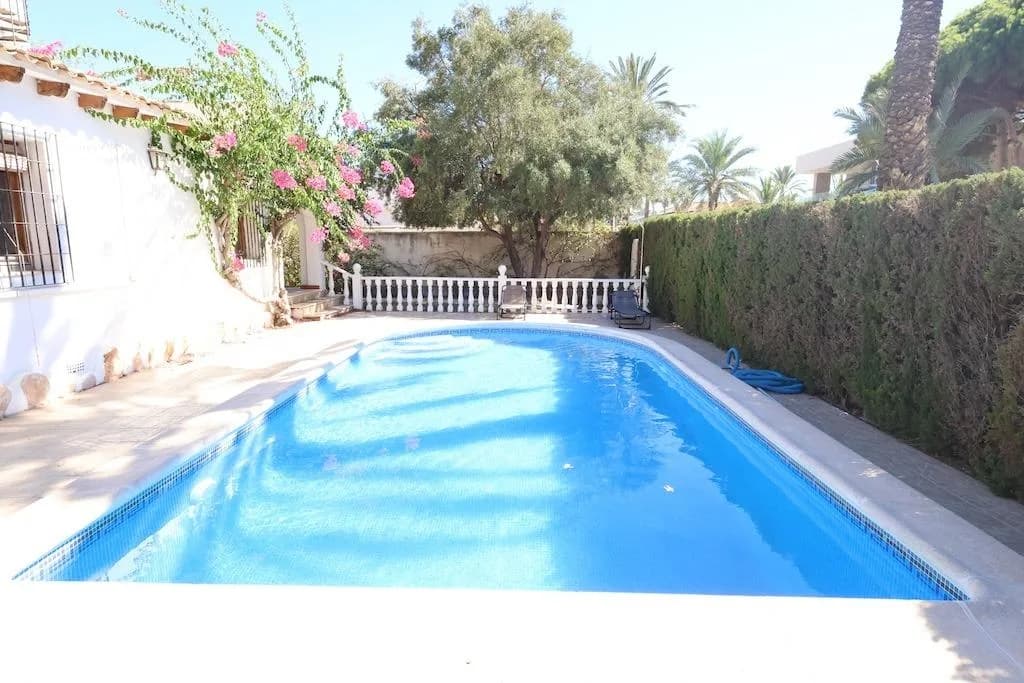 4 Bedroom Villa for Sale in Orihuela Costa, Alicante - Image 5