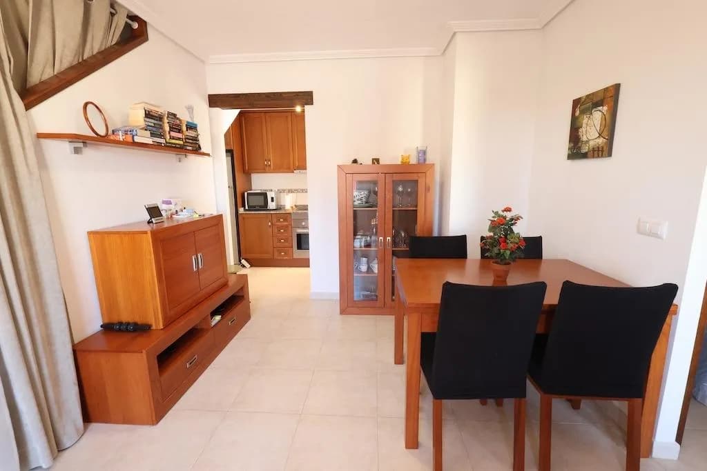 2 Bedroom Apartment for Sale in Torrevieja, Alicante - Image 5