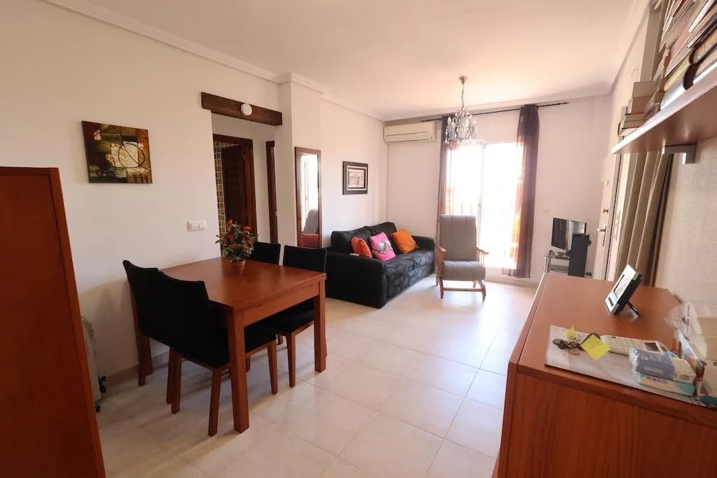 2 Bedroom Apartment for Sale in Torrevieja, Alicante - Image 8