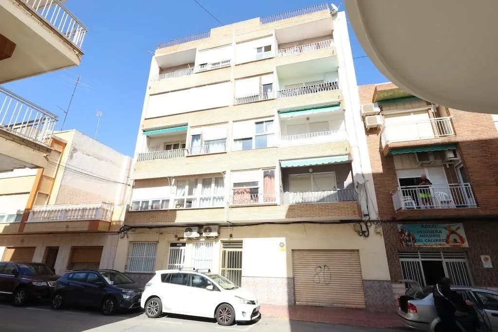 Apartment de 3 dormitorios en venta en Torrevieja, Alicante