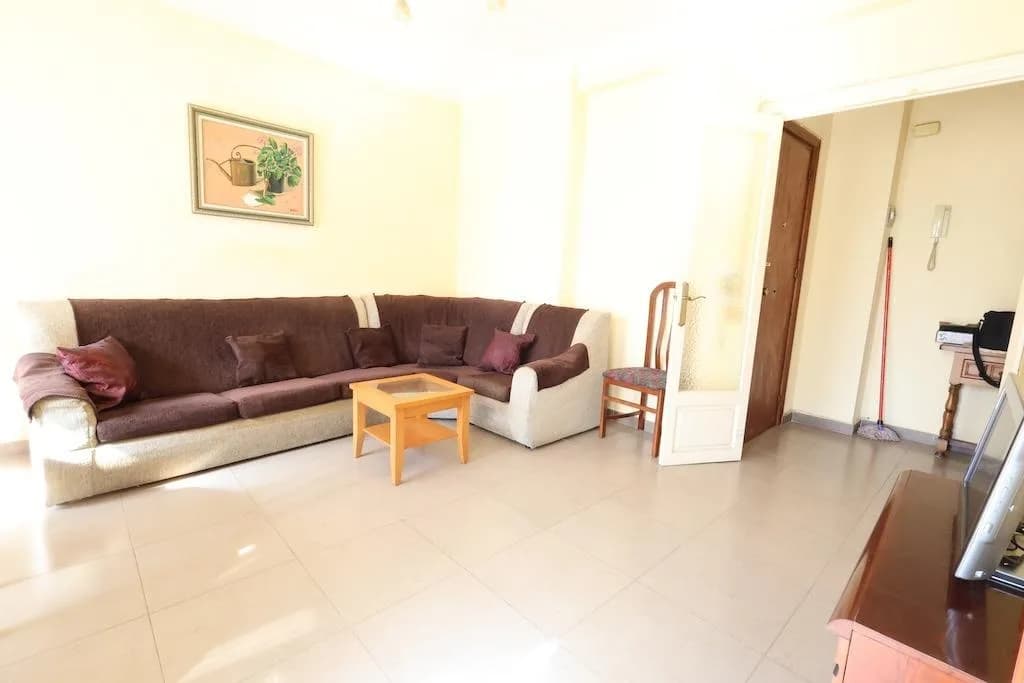 Apartment de 3 dormitorios en venta en Torrevieja, Alicante - Image 6