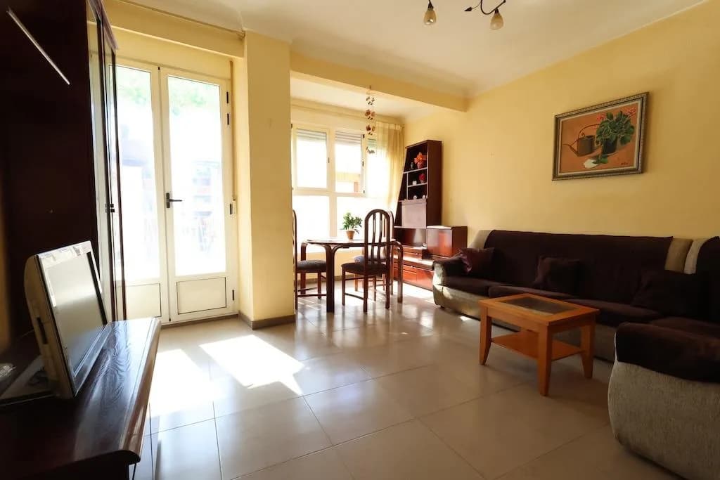 Apartment de 3 dormitorios en venta en Torrevieja, Alicante - Image 7