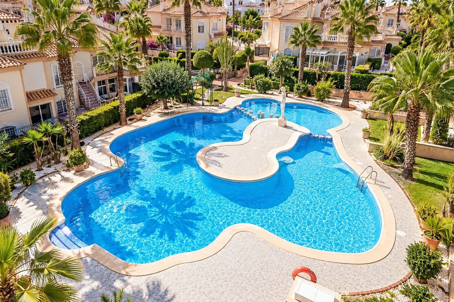 2 Bedroom Apartment for Sale in Torrevieja, Alicante - Image 8