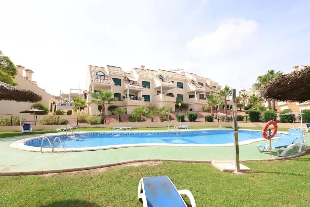 2 Bedroom Apartment for Sale in Orihuela Costa, Alicante