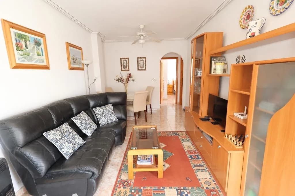 Upper Floor Bungalow In Orihuela Costa - Image 3