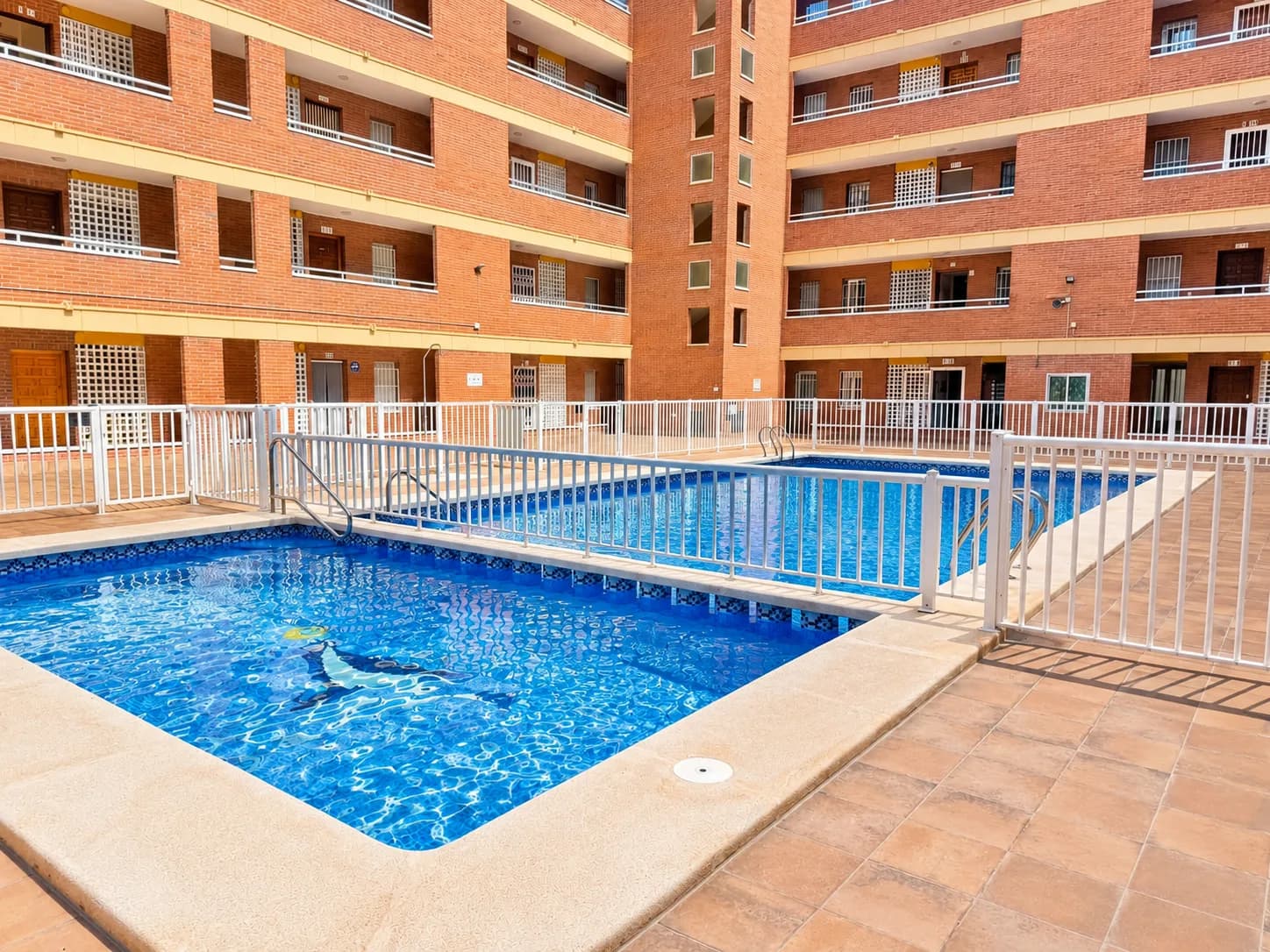 Apartamento In Torrevieja - Image 2