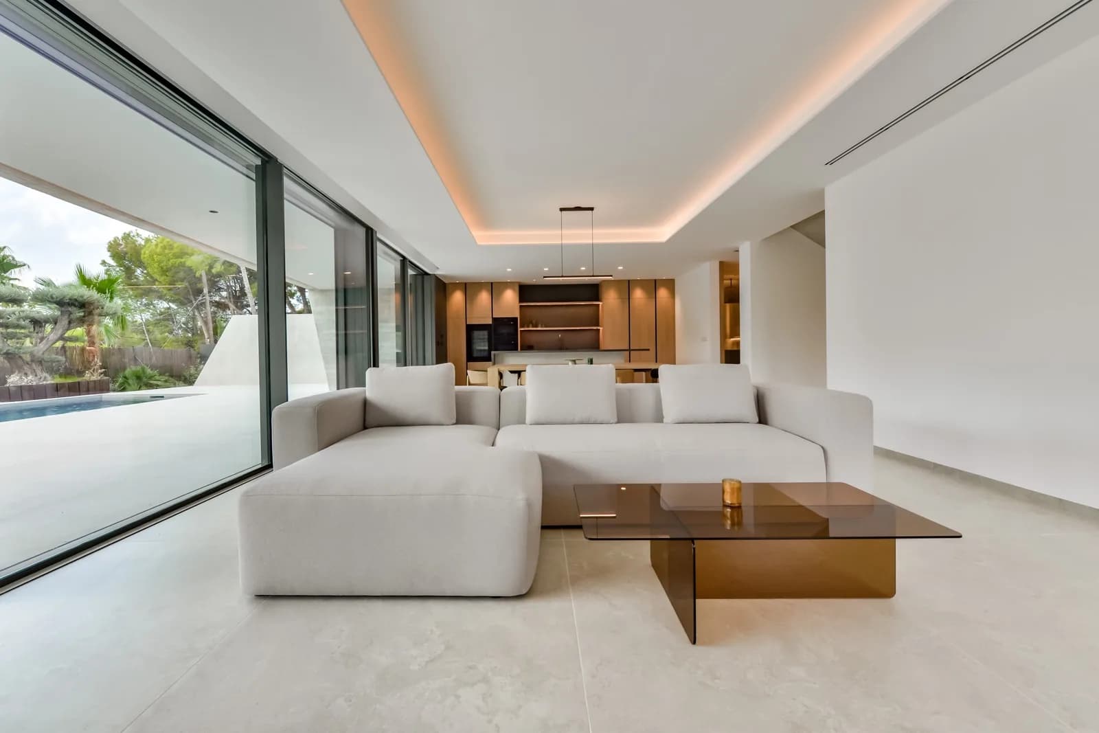 4 Bedroom Villa for Sale in Altea, Alicante - Image 4