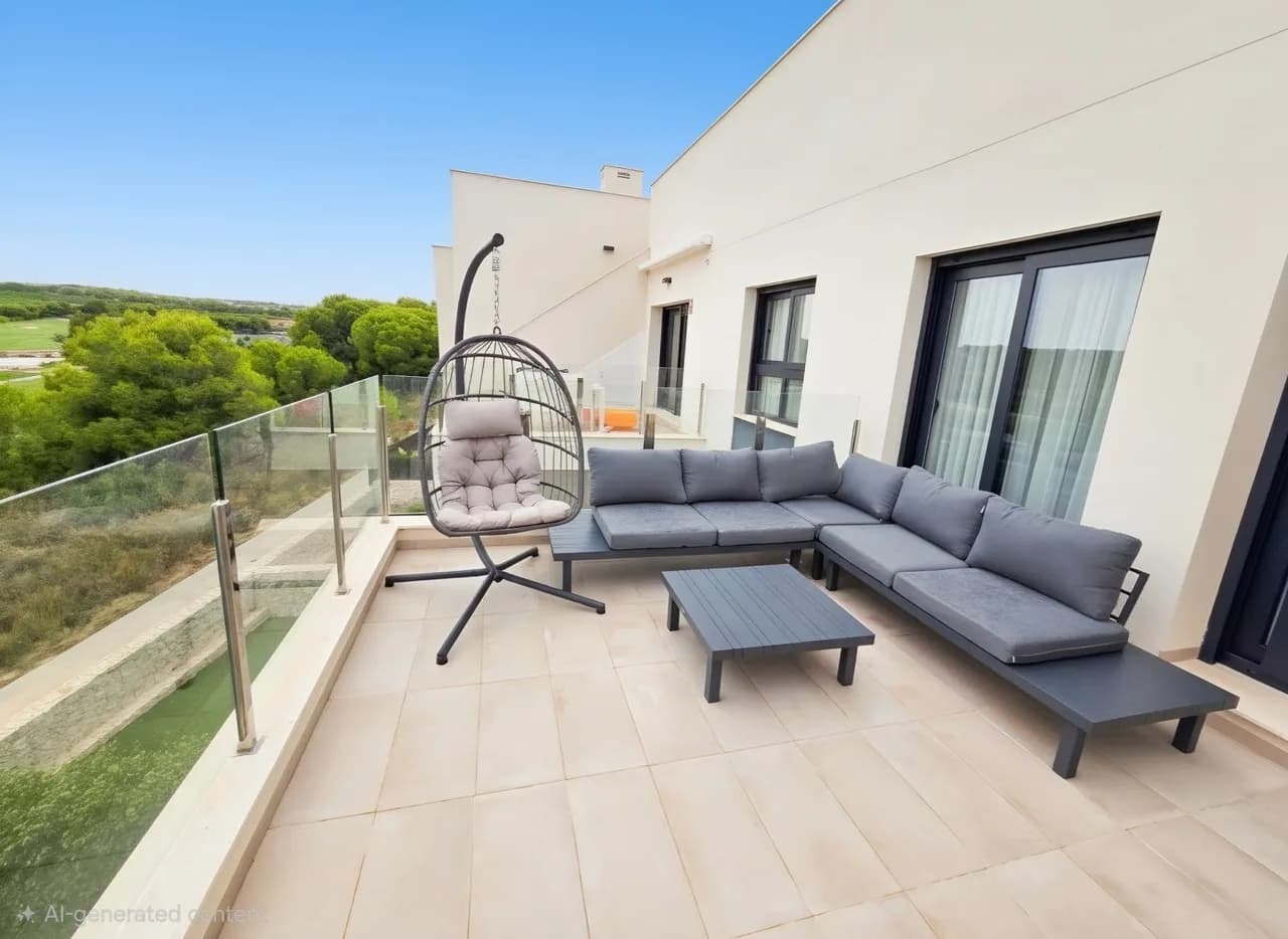2 Bedroom Villa for Sale in Pilar de la Horadada, Alicante - Image 2