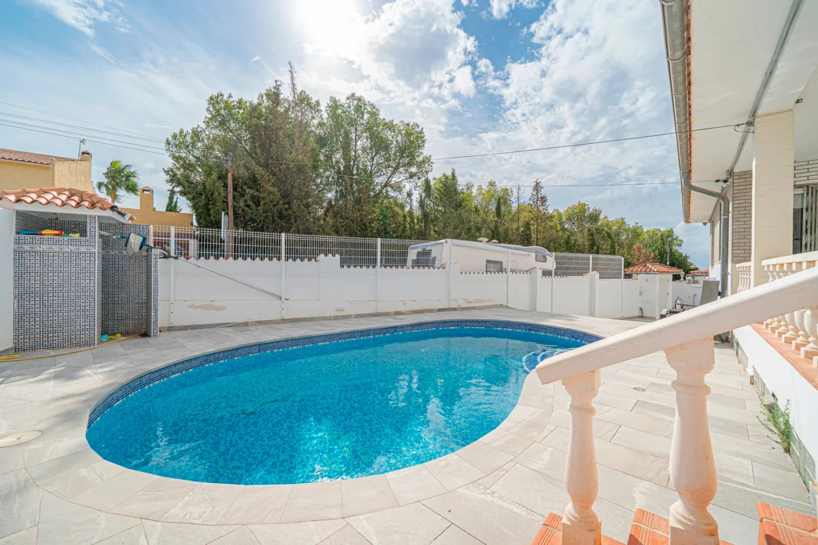 5 Bedroom Villa for Sale in La Nucia, Alicante - Image 6