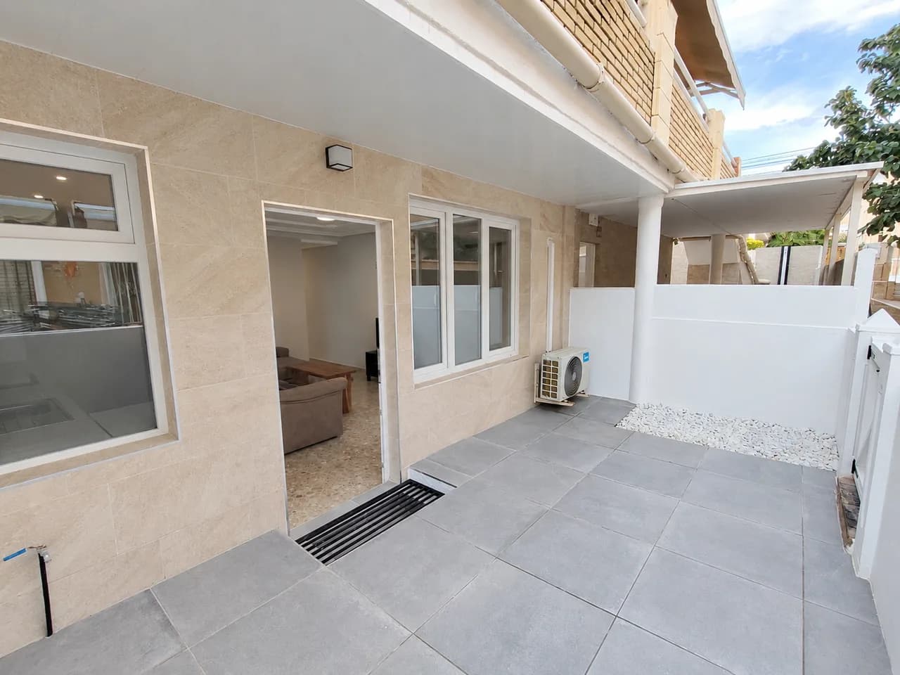 2 Bedroom Apartment for Sale in La Mata, Alicante