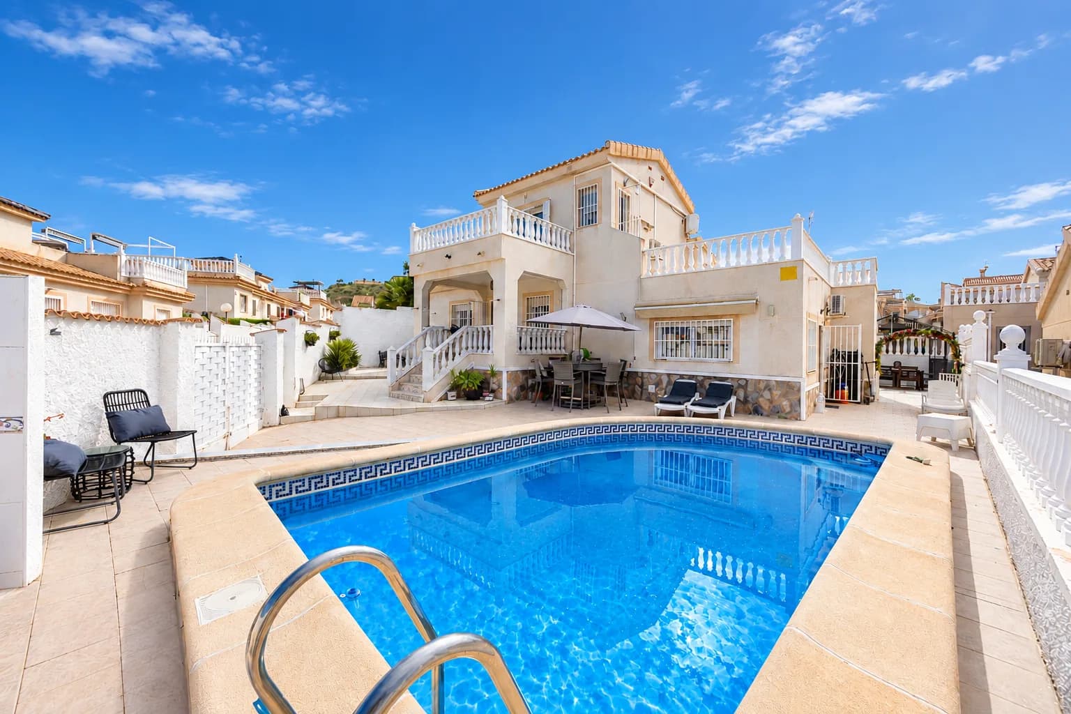 Detached Villa In Benijófar