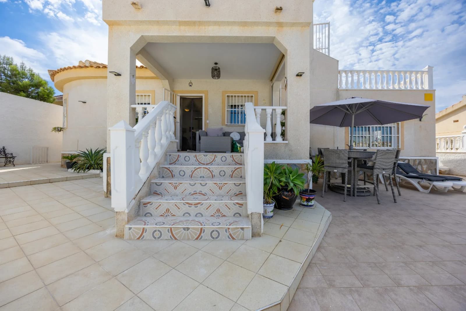 Detached Villa In Benijófar - Image 2