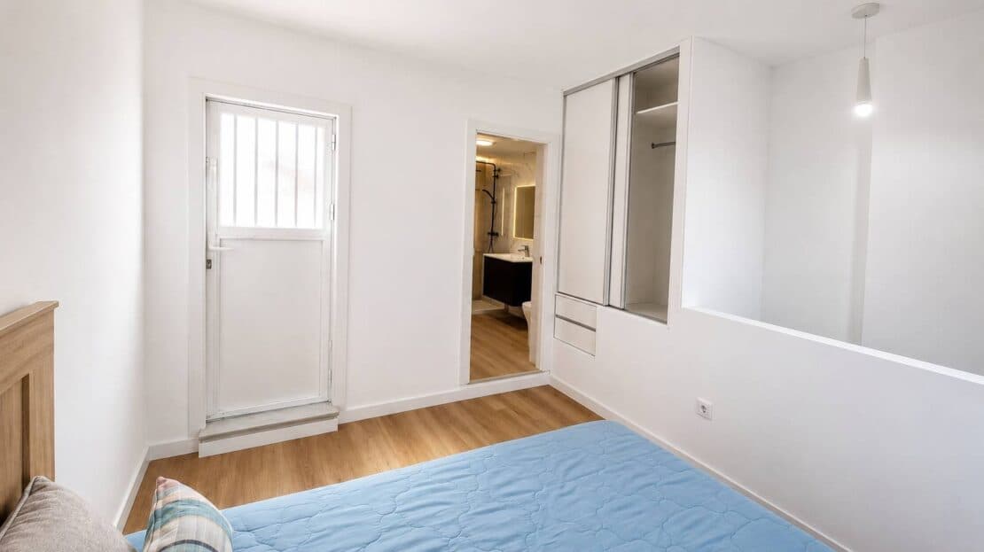 Reformed Property In Los Altos - Image 7