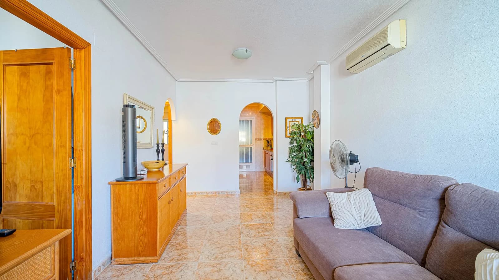 Apartament In Punta Prima - Image 2