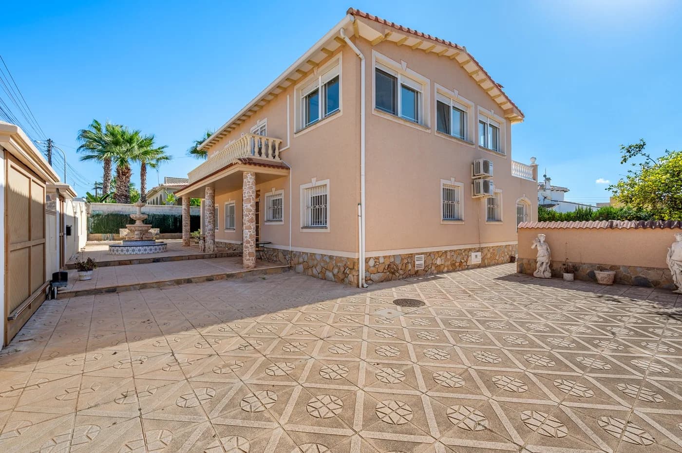 Apartment de 3 dormitorios en venta en Orihuela Costa, Costa Blanca (Alicante) - Image 3