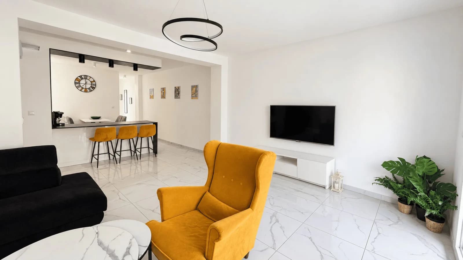 Apartment de 3 dormitorios en venta en Torrevieja, Alicante - Image 9