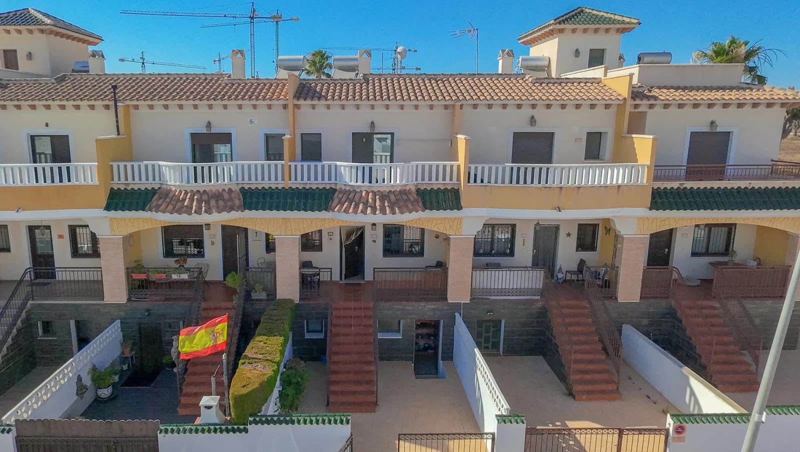 Townhouse de 3 dormitorios en venta en Ciudad Quesada, Alicante / Costa Blanca