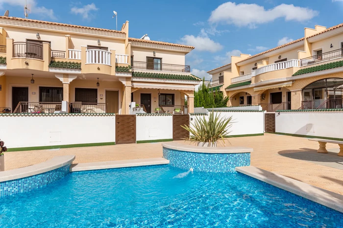 Townhouse de 2 dormitorios en venta en Ciudad Quesada - Rojales, Alicante
