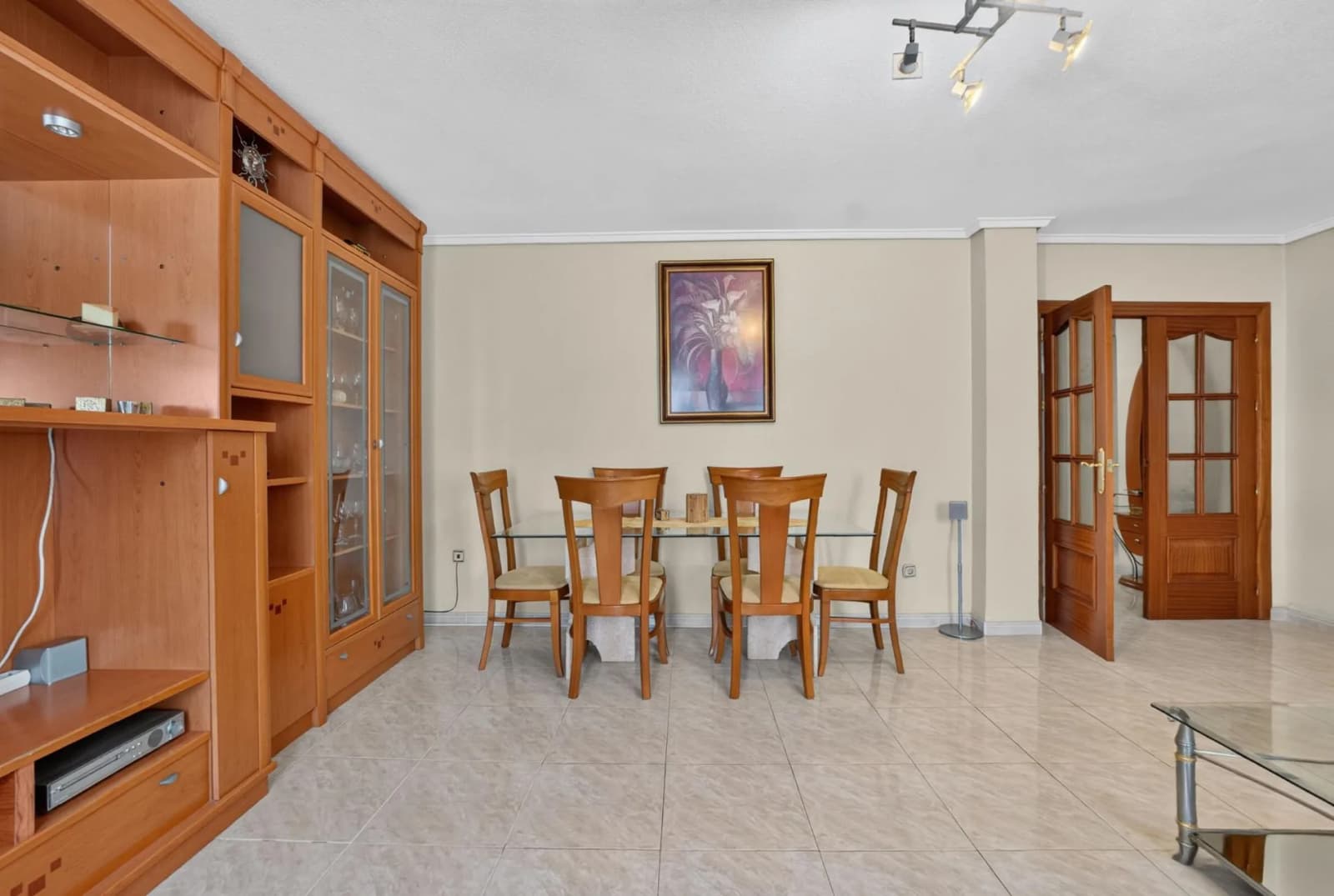 Apartment de 3 dormitorios en venta en Torrevieja, Alicante - Image 3