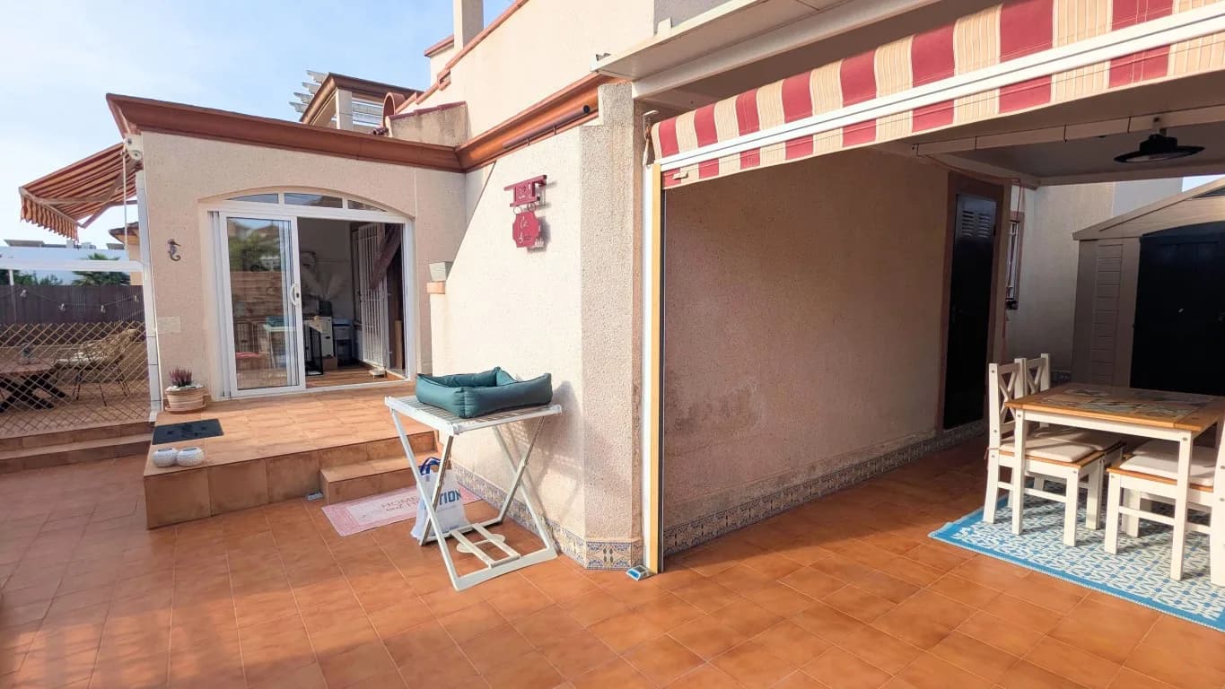 Quad House In San Fulgencio - Image 6