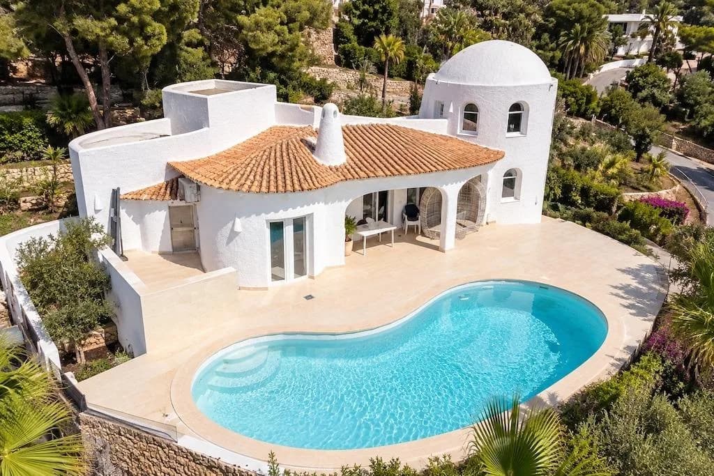 Villa de 3 dormitorios en venta en Altea, Alicante