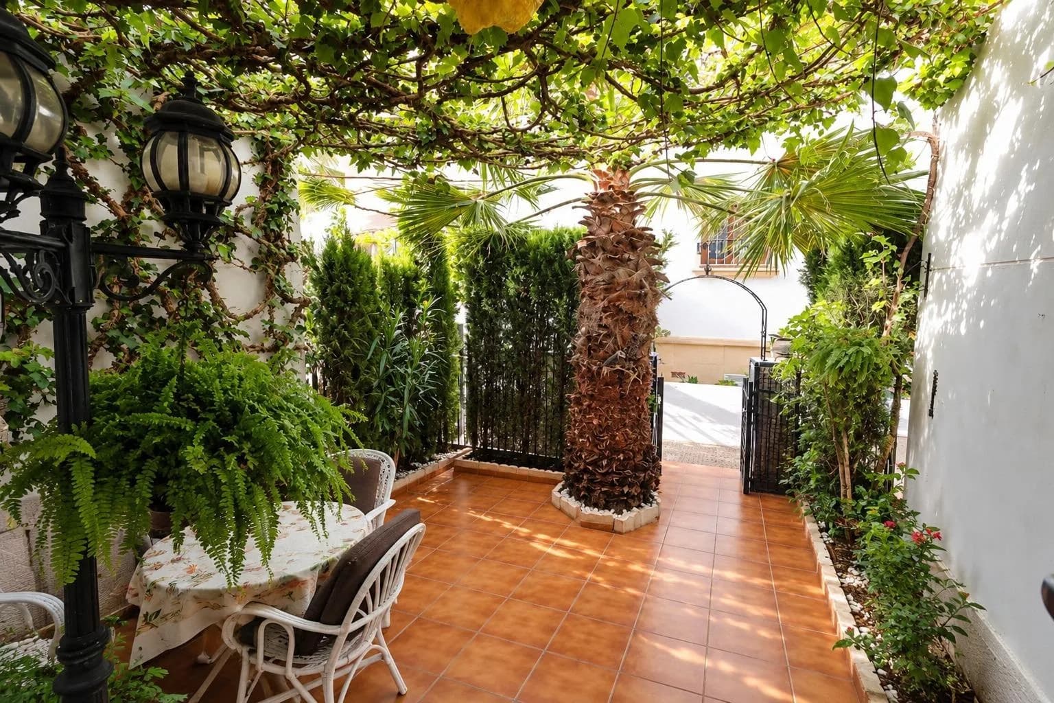 Duplex de 2 dormitorios en venta en Orihuela Costa, Alicante - Image 4