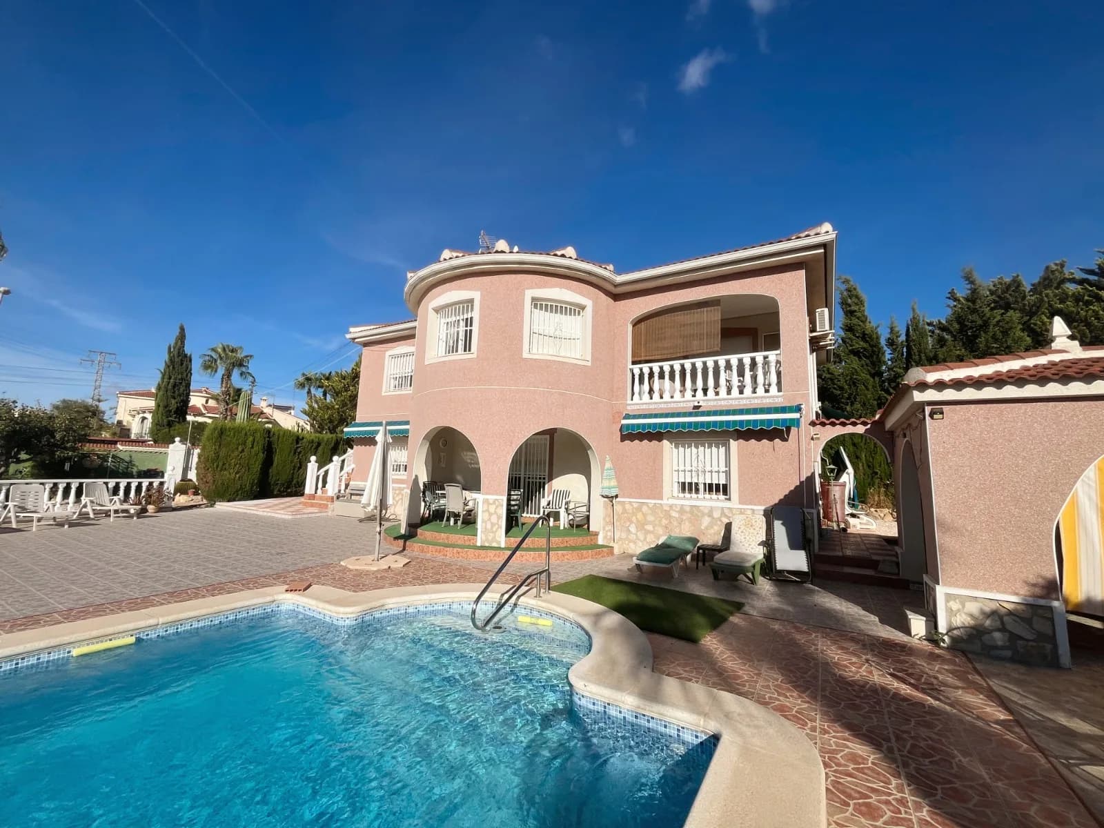 Detached Villa In Ciudad Quesada - Image 3