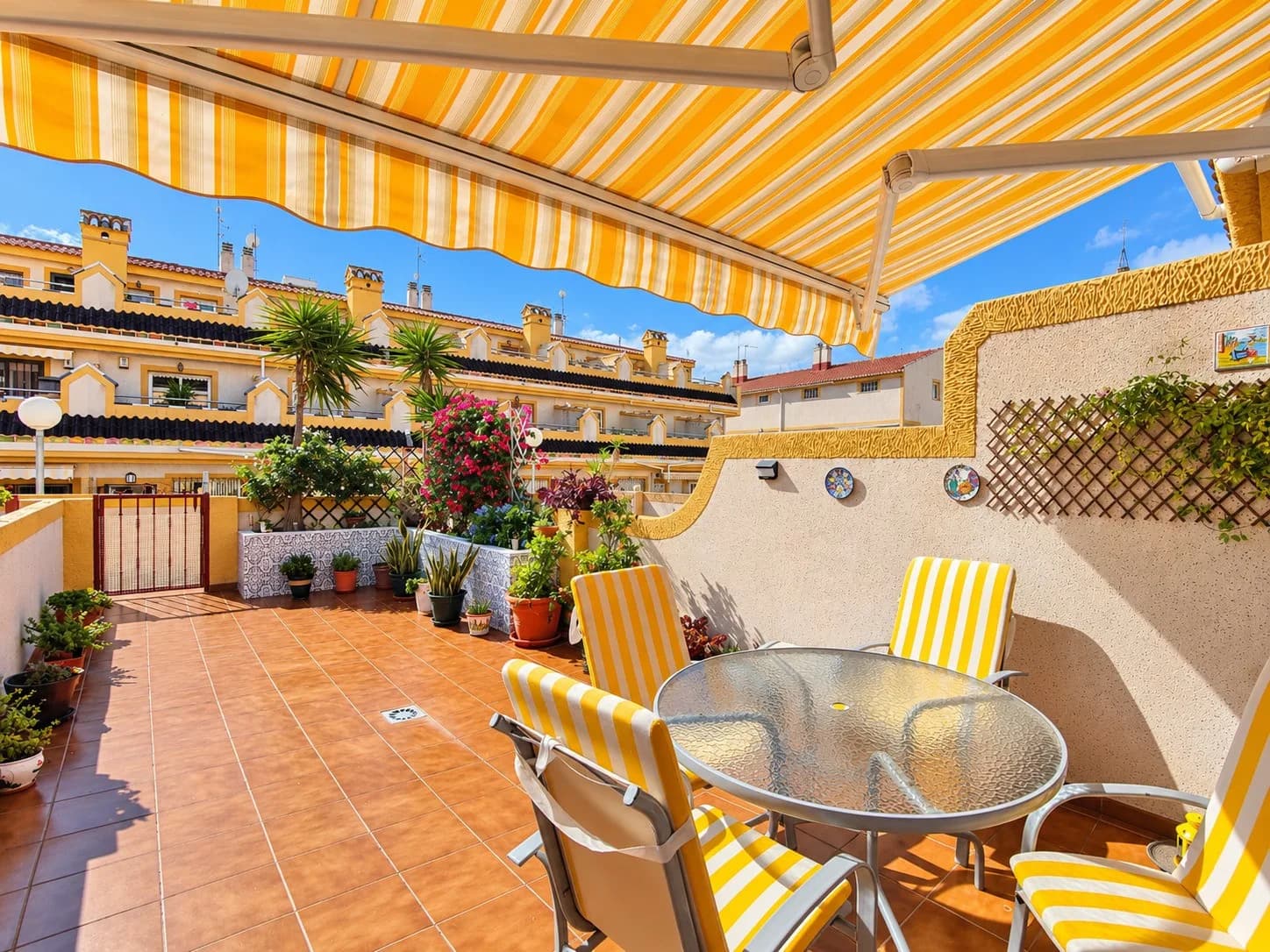 Townhouse de 3 dormitorios en venta en Orihuela Costa, Alicante - Image 5