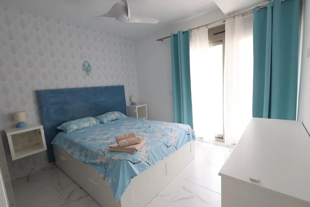 Villa de 3 dormitorios en venta en Orihuela Costa, Alicante - Image 9