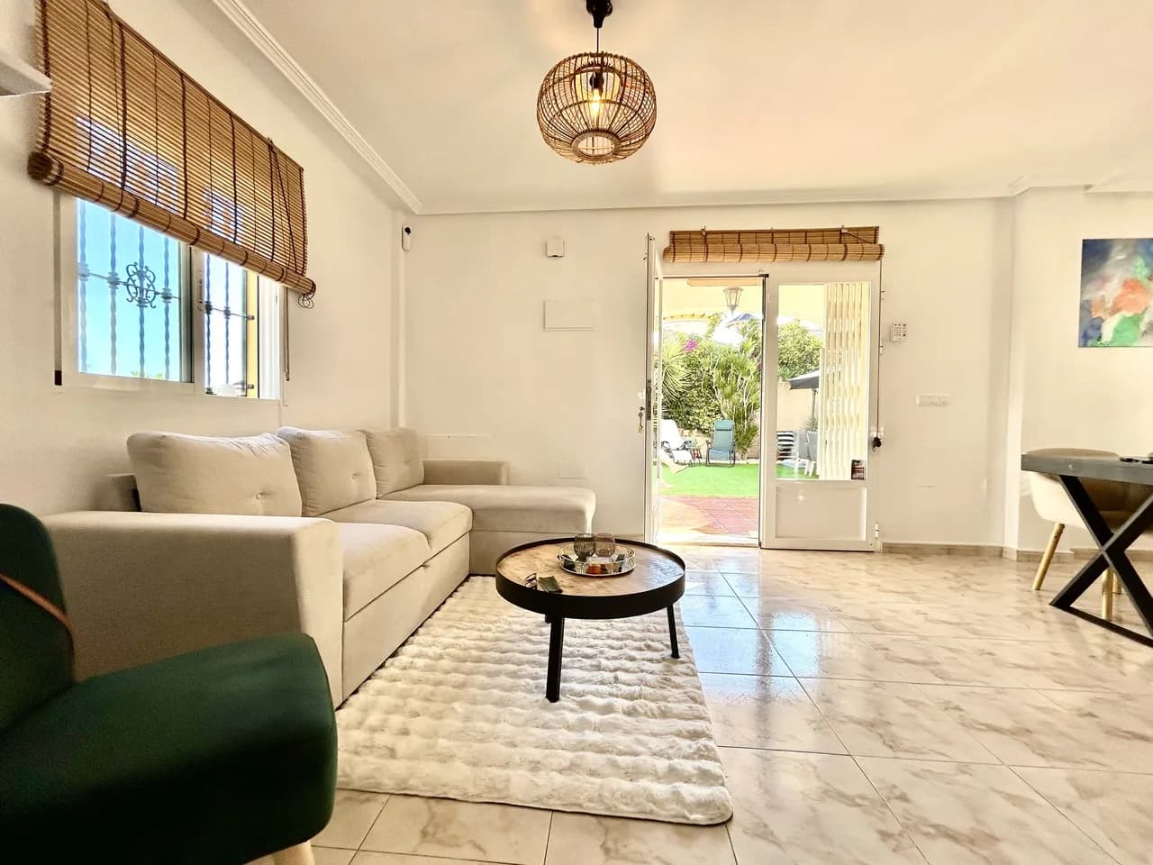 Villa de 4 dormitorios en venta en Villamartin, Alicante - Image 6
