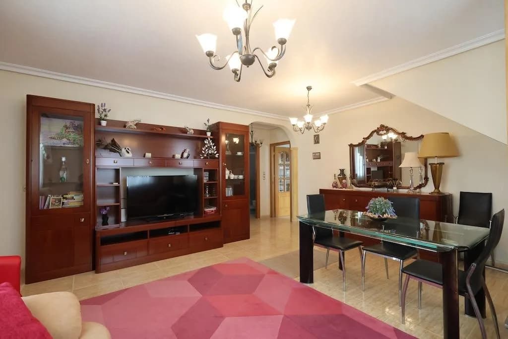 Villa de 3 dormitorios en venta en Orihuela Costa, Alicante - Image 6
