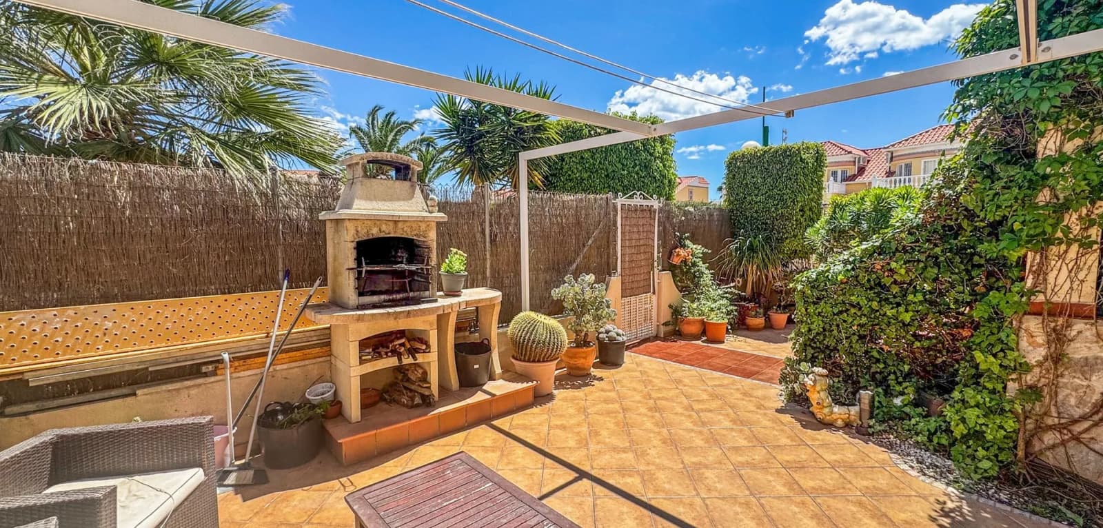 Bungalow de 3 dormitorios en venta en Orihuela Costa, Costa Blanca (Alicante)