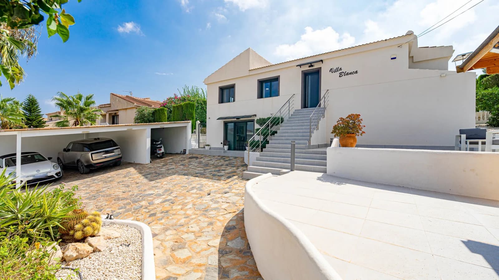 Villa de 3 dormitorios en venta en Orihuela-Costa, Alicante - Image 4