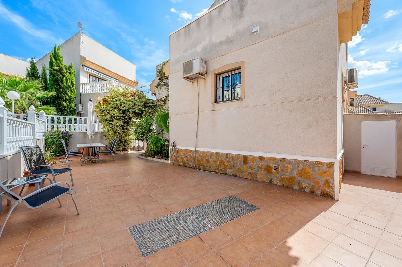 Semi-detached Villa In Ciudad Quesada - Rojales - Image 8