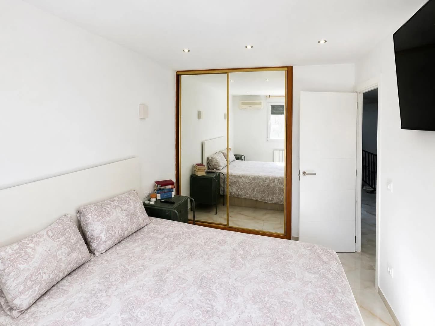 Townhouse de 3 dormitorios en venta en Torrevieja, Alicante - Image 6