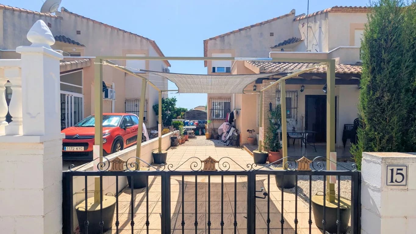Quad House In Lo Crispin - Image 2