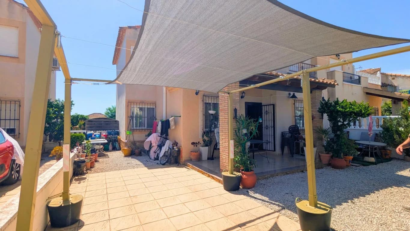 Quad House In Lo Crispin - Image 3