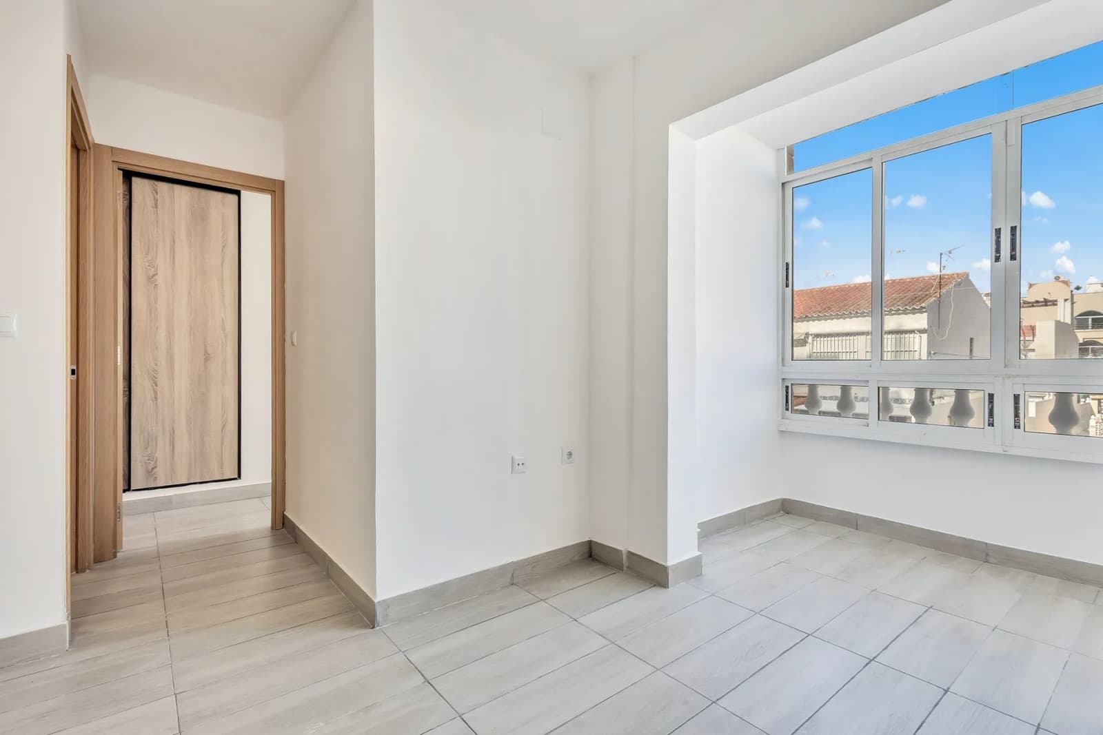 Apartment de 2 dormitorios en venta en Torrevieja, Costa Blanca - Image 7