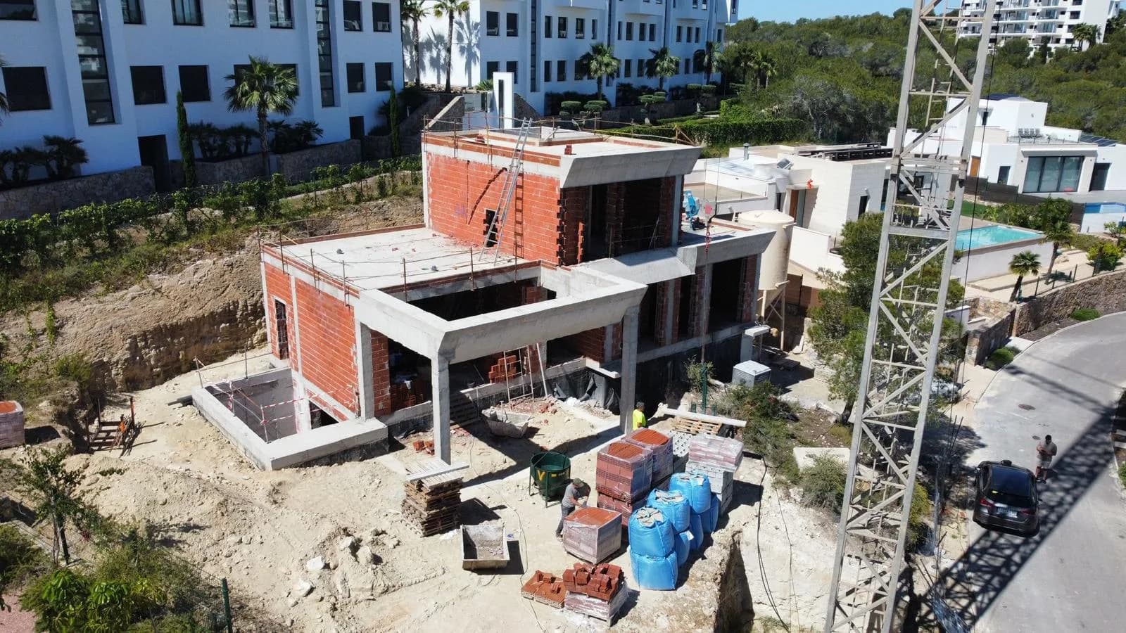 Villa de 3 dormitorios en venta en Las Colinas, Alicante - Image 3