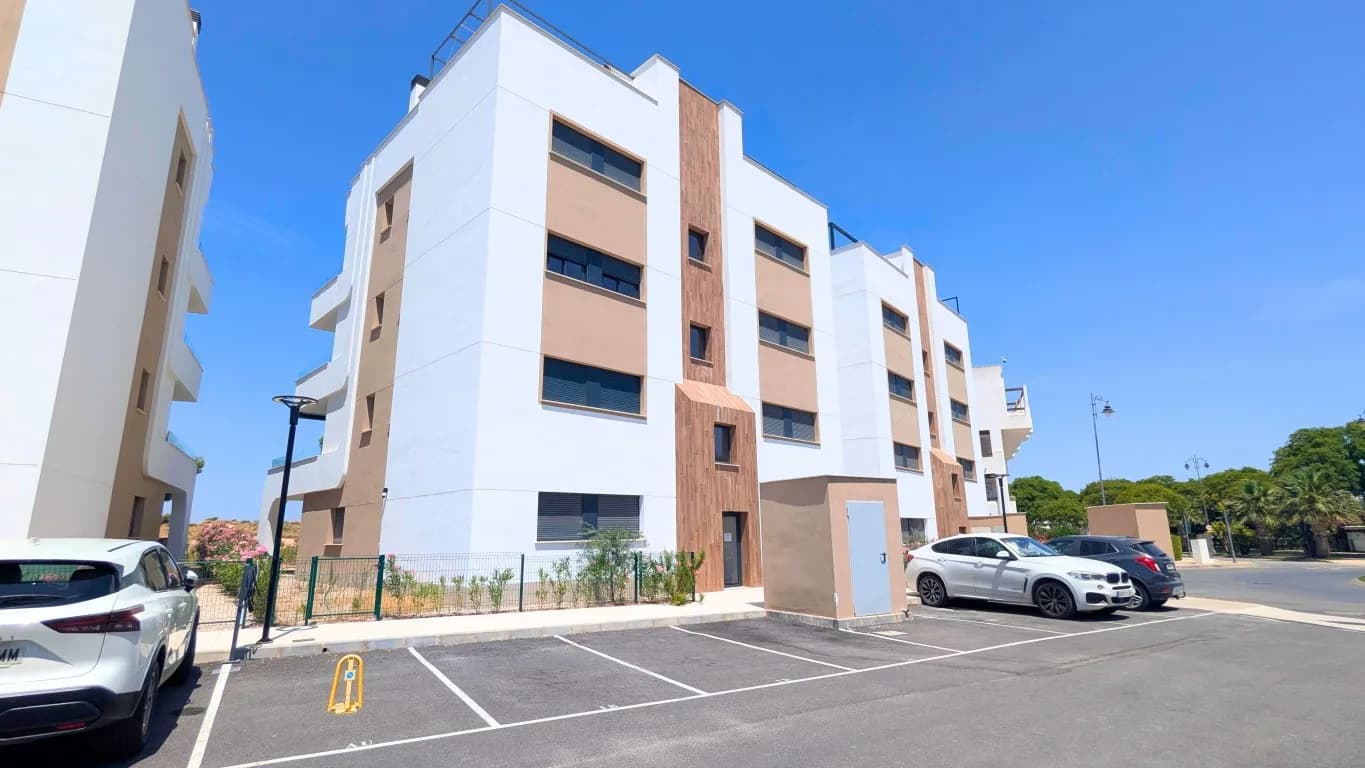 Apartment de 2 dormitorios en venta en Condado de Alhama, Murcia - Image 2