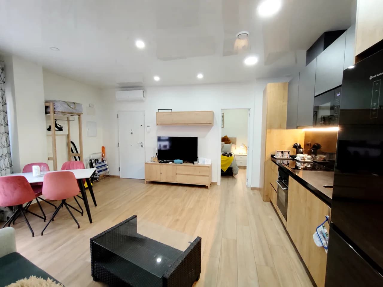 Apartment de 1 dormitorios en venta en Torrevieja, Alicante - Image 7