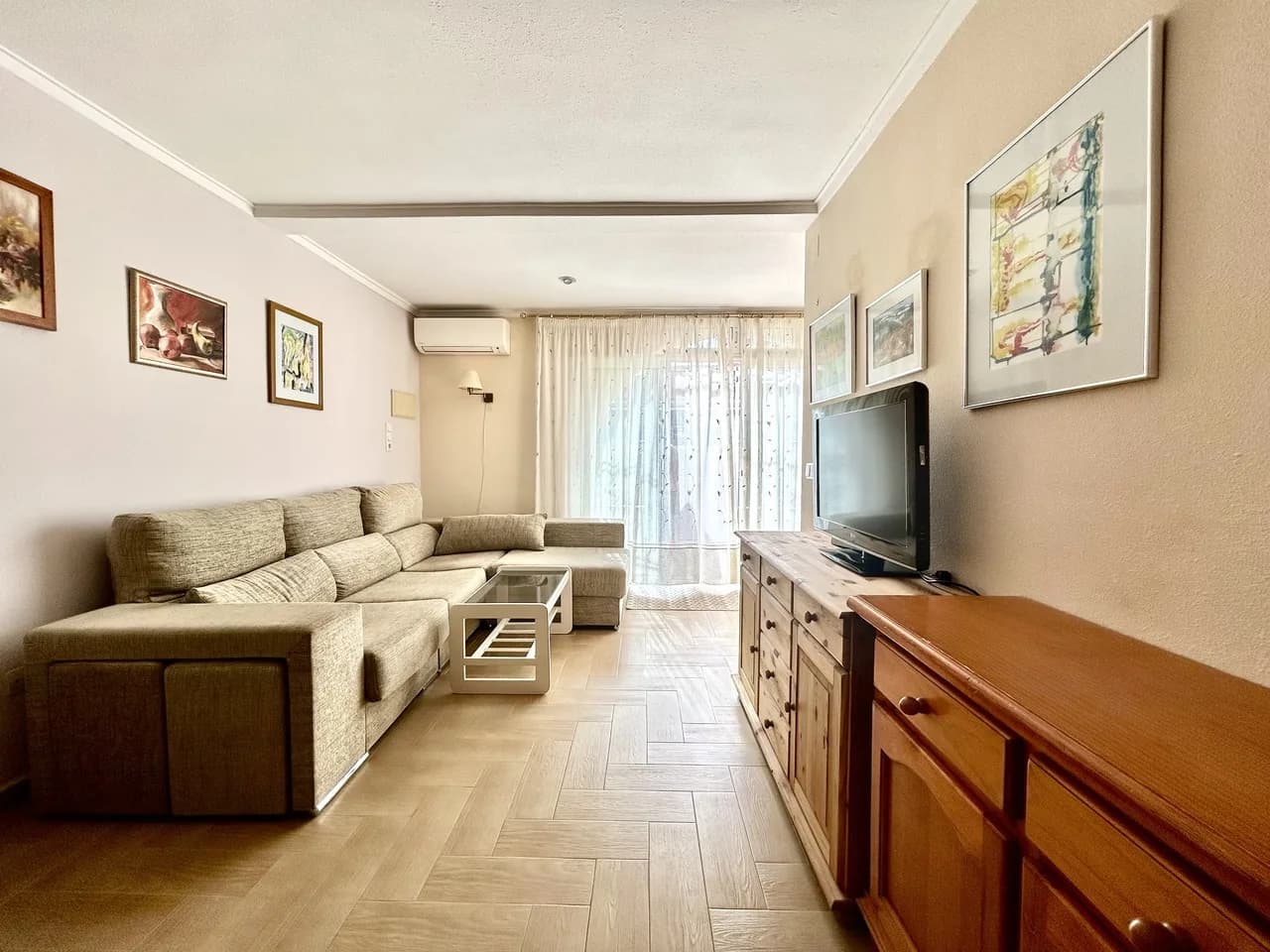 Townhouse de 3 dormitorios en venta en Torrevieja, Alicante - Image 3