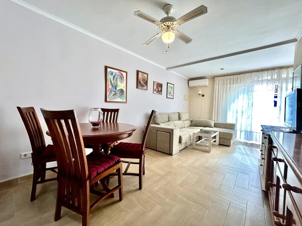 Townhouse de 3 dormitorios en venta en Torrevieja, Alicante - Image 4