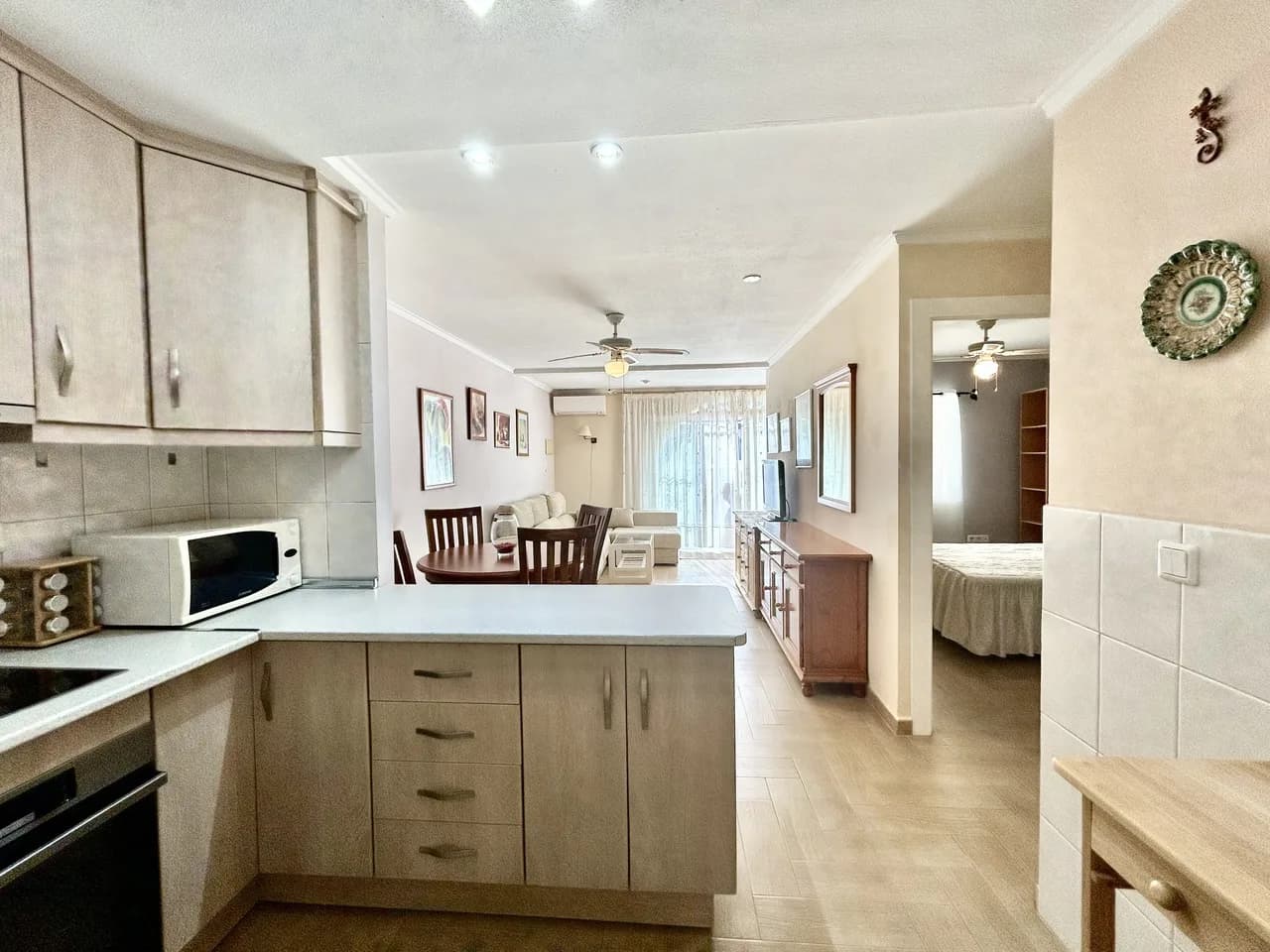 Townhouse de 3 dormitorios en venta en Torrevieja, Alicante - Image 8