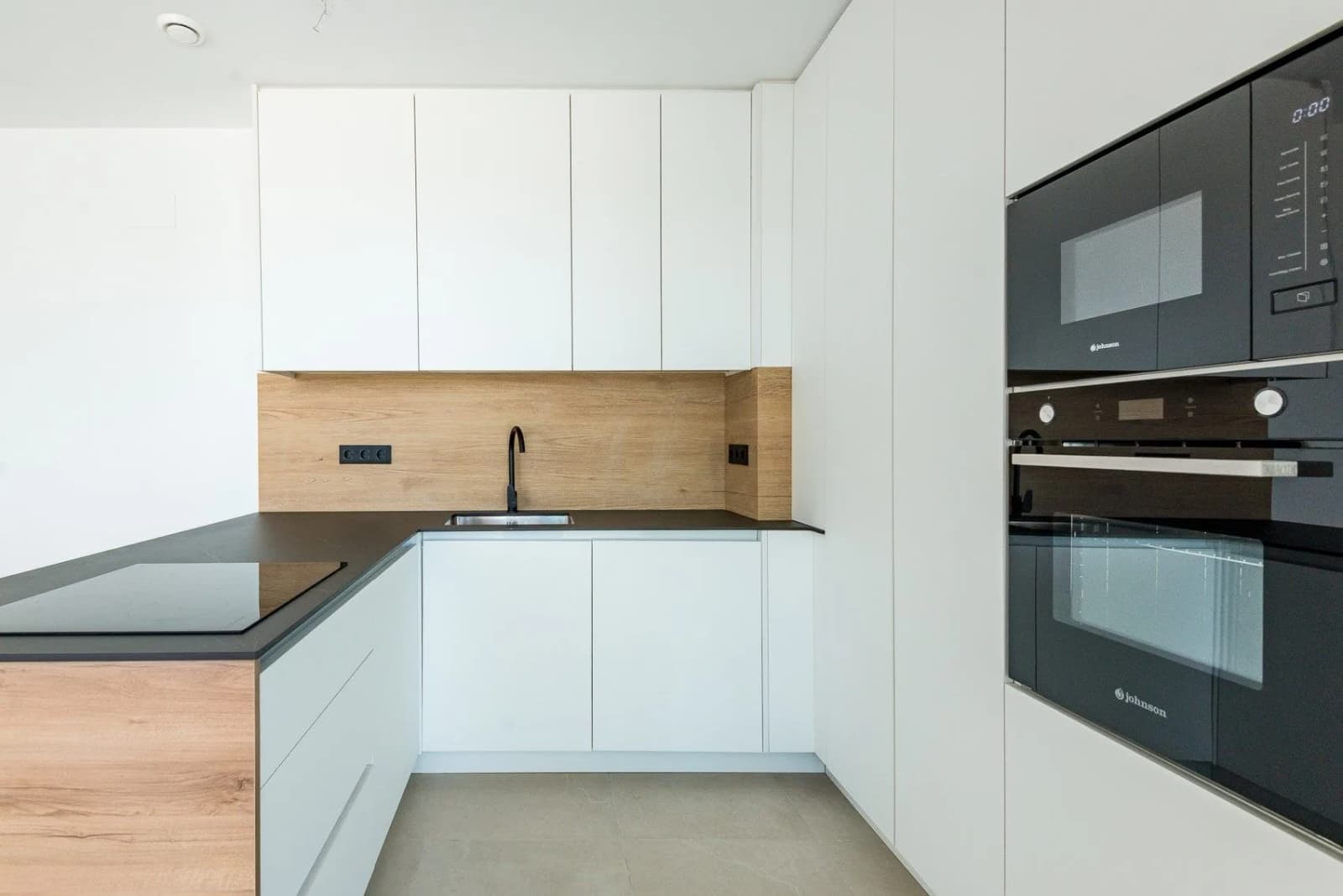 Apartment de 3 dormitorios en venta en Punta Prima, Costa Blanca - Image 8